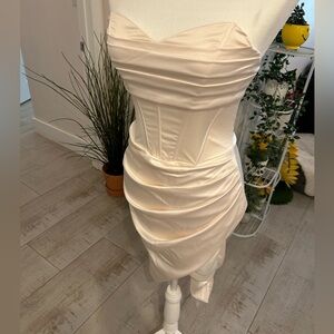 Elegant Cream Strapless Dress